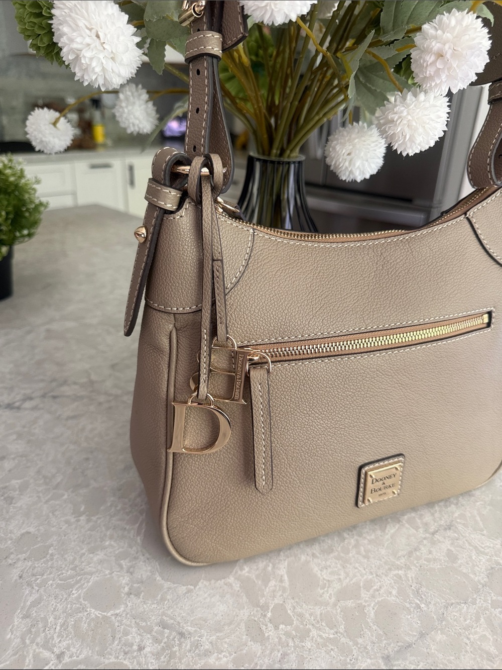 Dooney and Bourke Sorrento Hobo 28 - Picture 3 of 9